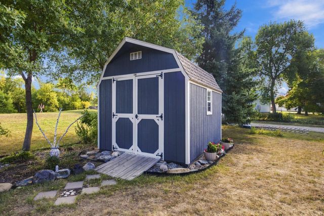3723 10th Street N, Fargo, ND 58102