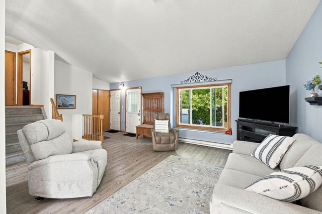 3723 10th Street N, Fargo, ND 58102