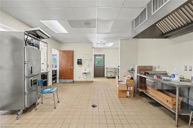 817 Meadowbrook Drive, King, NC 27021