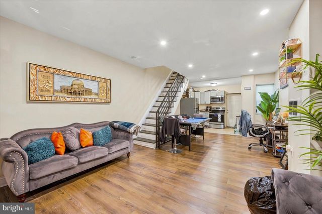 2525 W STERNER ST, Philadelphia, PA 19132