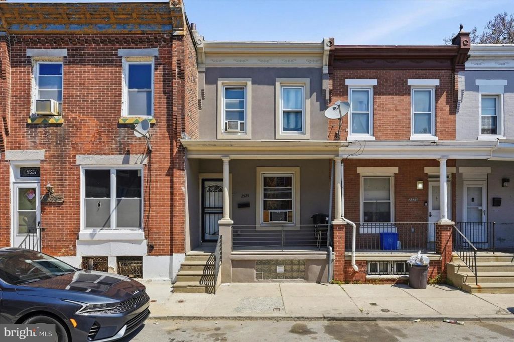 2525 W STERNER ST, Philadelphia, PA 19132