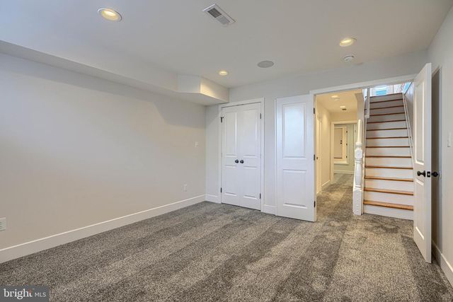 109 S CLINTON ST, Baltimore, MD 21224