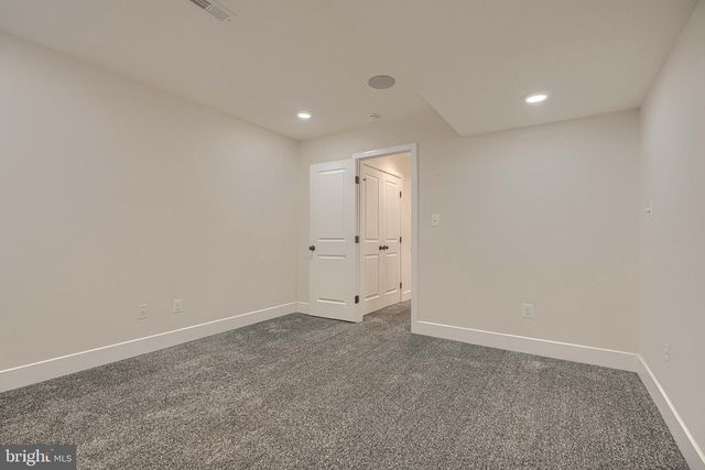 109 S CLINTON ST, Baltimore, MD 21224