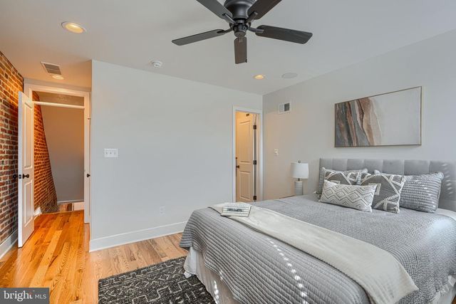 109 S CLINTON ST, Baltimore, MD 21224