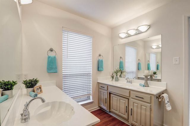 9928 Edmund Drive, Benbrook, TX 76126