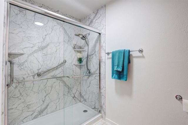 9928 Edmund Drive, Benbrook, TX 76126