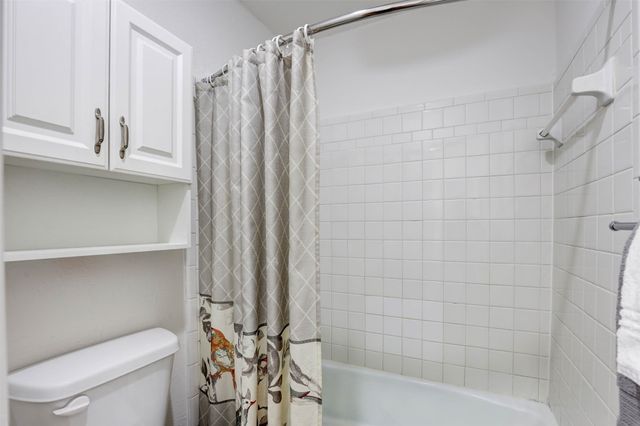 9928 Edmund Drive, Benbrook, TX 76126