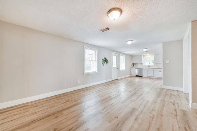 1217 Esther Street, Kemah, TX 77565