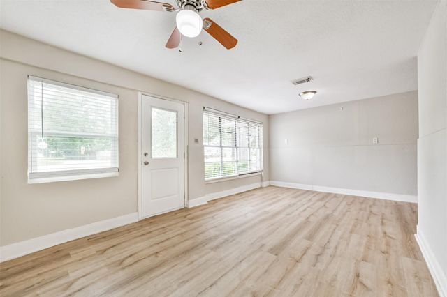 1217 Esther Street, Kemah, TX 77565