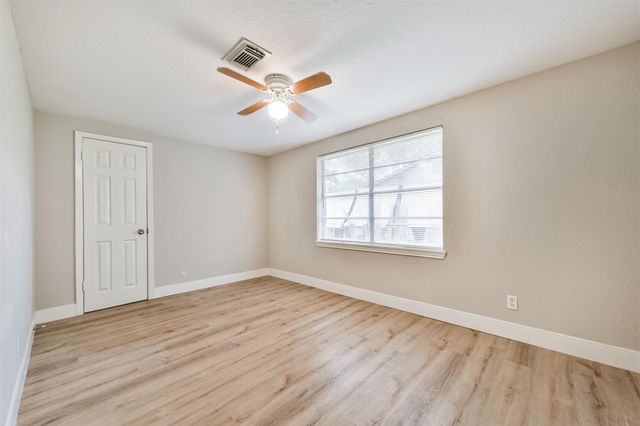 1217 Esther Street, Kemah, TX 77565