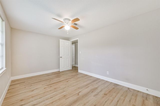 1217 Esther Street, Kemah, TX 77565