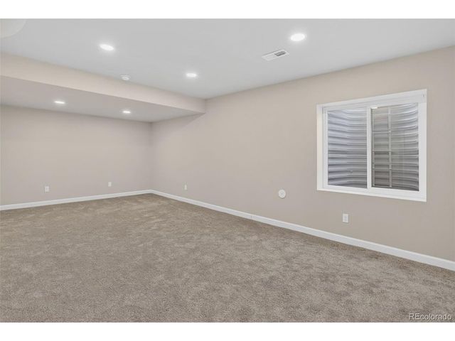 14791 E Poundstone Dr, Aurora, CO 80015