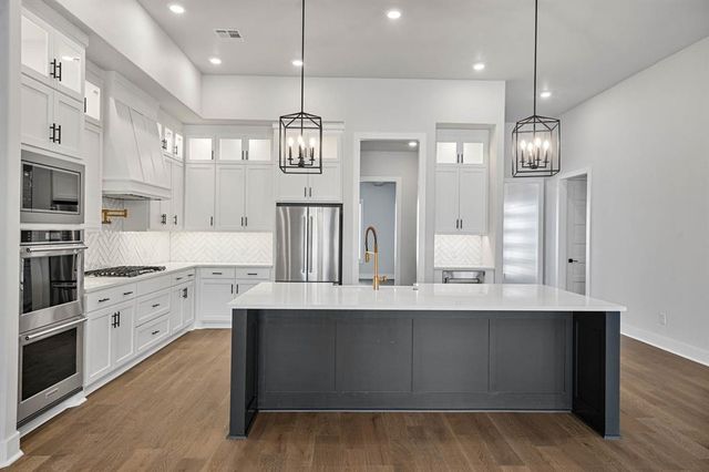 2220 Winter Creek Boulevard, Blanchard, OK 73010