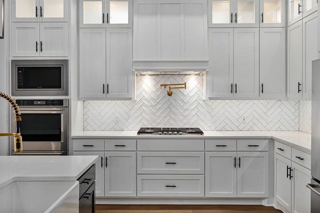 2220 Winter Creek Boulevard, Blanchard, OK 73010