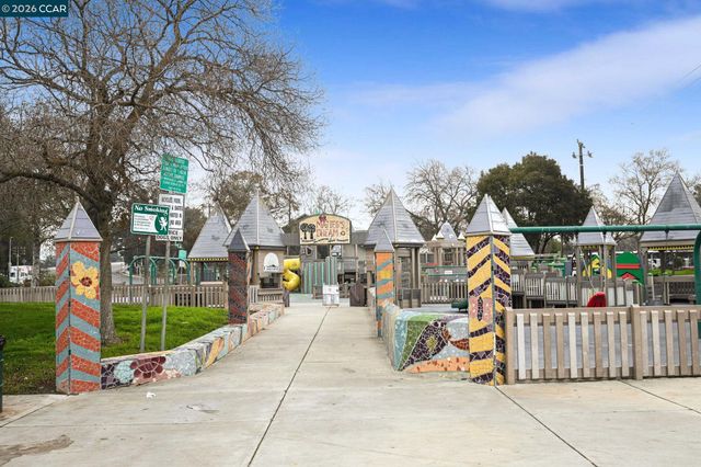 2710 Broadmoor Ave, Concord, CA 94520