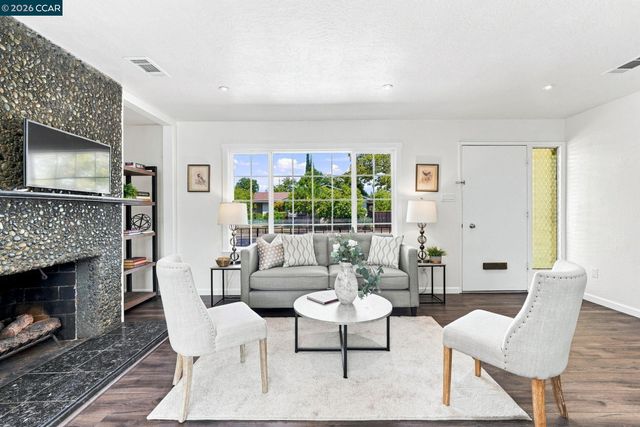2710 Broadmoor Ave, Concord, CA 94520