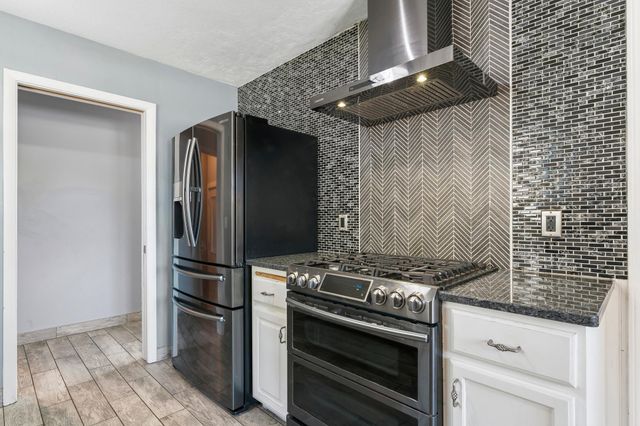 1640 1st Avenue NE, Rochester, MN 55906