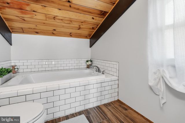 1065 MULLICA HILL RD, Mullica Hill, NJ 08062