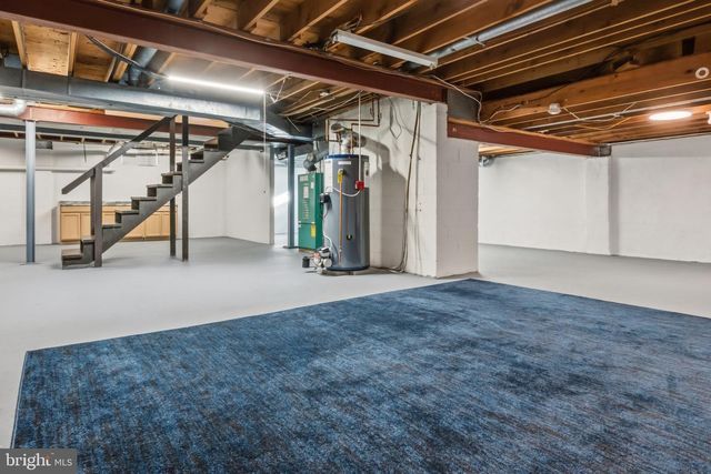 1065 MULLICA HILL RD, Mullica Hill, NJ 08062