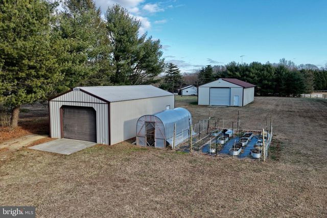 1065 MULLICA HILL RD, Mullica Hill, NJ 08062