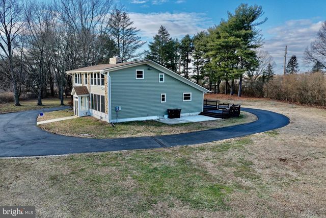 1065 MULLICA HILL RD, Mullica Hill, NJ 08062