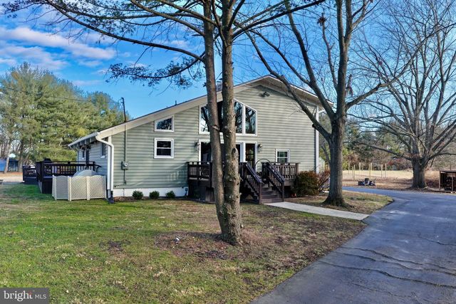 1065 MULLICA HILL RD, Mullica Hill, NJ 08062