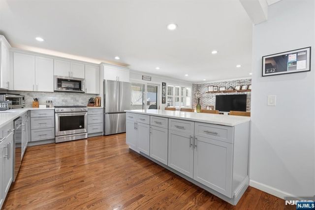 44 Alpine Place, Kearny, NJ 07032