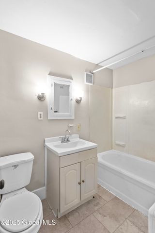 819 1st Street, Rensselaer, NY 12144
