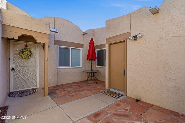 3068 Las Placitas Road, Las Cruces, NM 88011