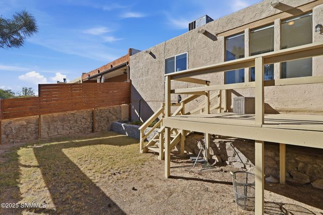 3068 Las Placitas Road, Las Cruces, NM 88011