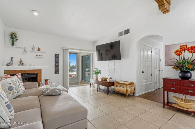 3068 Las Placitas Road, Las Cruces, NM 88011