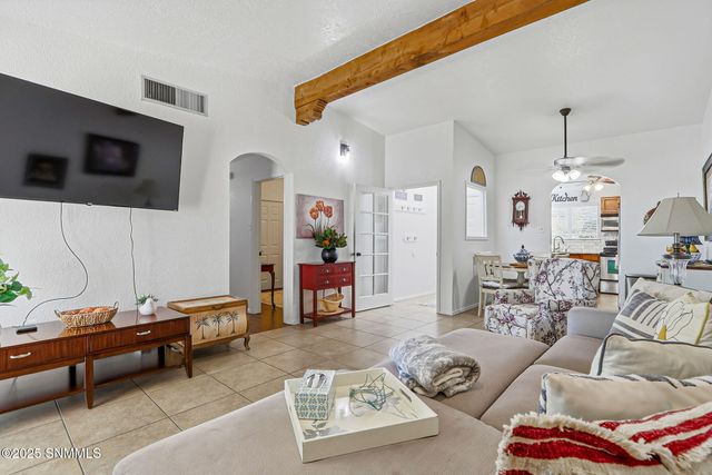 3068 Las Placitas Road, Las Cruces, NM 88011