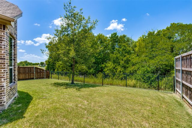 4025 Hawthorne Drive, Sachse, TX 75048