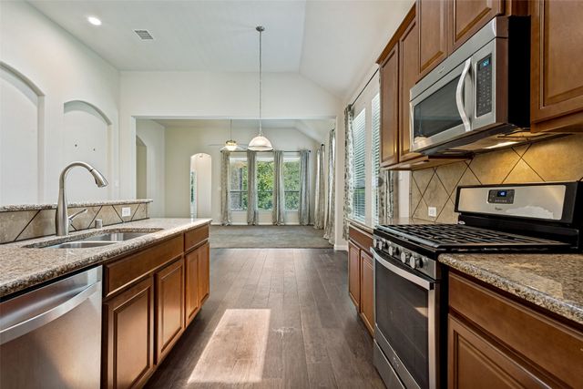 4025 Hawthorne Drive, Sachse, TX 75048