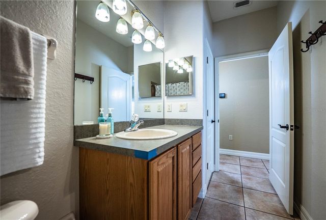 2205 CHESTERFIELD CIRCLE, Lakeland, FL 33813
