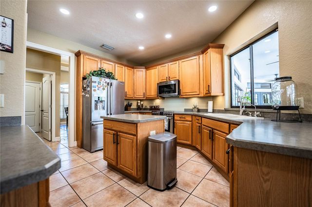 2205 CHESTERFIELD CIRCLE, Lakeland, FL 33813