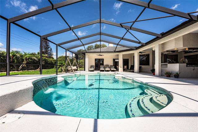 2205 CHESTERFIELD CIRCLE, Lakeland, FL 33813