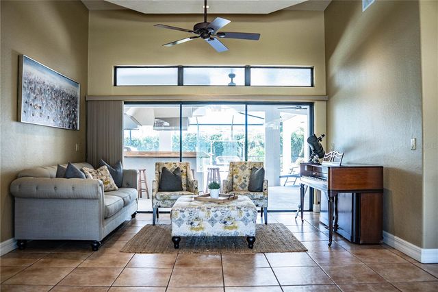 2205 CHESTERFIELD CIRCLE, Lakeland, FL 33813