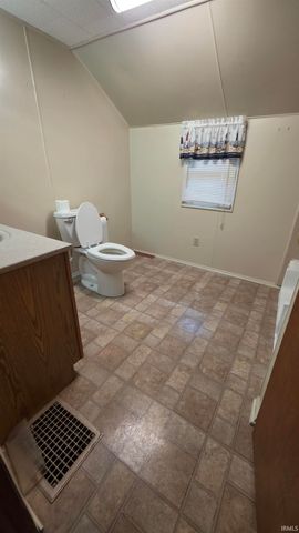 1336 W 13th Street, Rochester, IN 46975