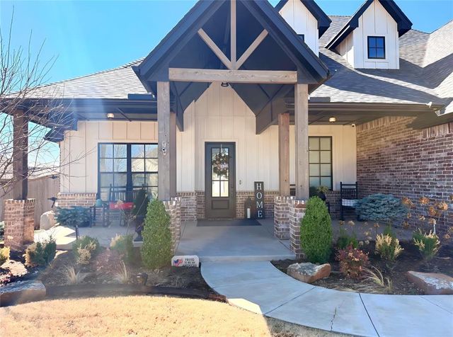 704 Maple Hill Road, Norman, OK 73069