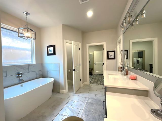 704 Maple Hill Road, Norman, OK 73069