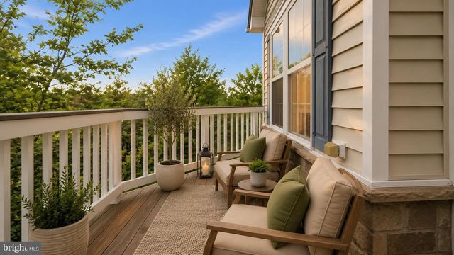 42371 TRELLIS SQ, Brambleton, VA 20148