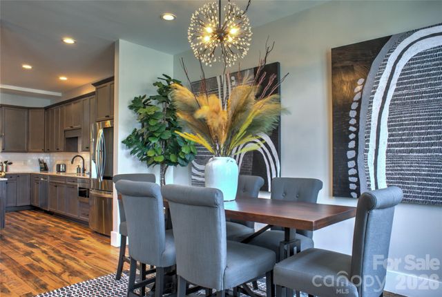 17 N Market Street 202, Asheville, NC 28801