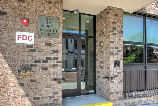 17 N Market Street 202, Asheville, NC 28801