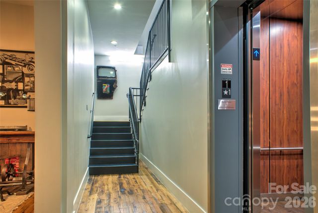 17 N Market Street 202, Asheville, NC 28801