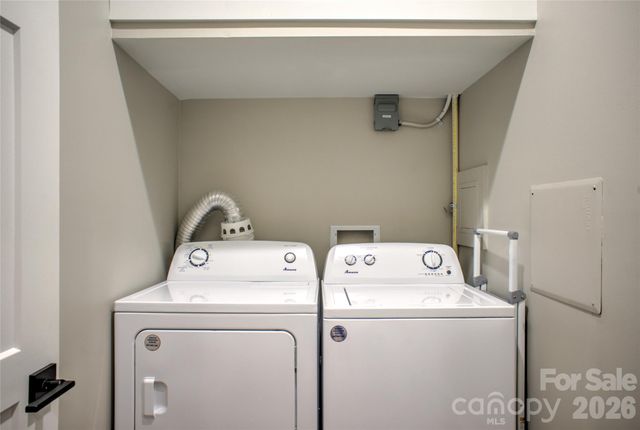 17 N Market Street 202, Asheville, NC 28801