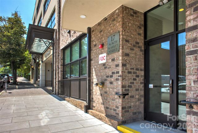 17 N Market Street 202, Asheville, NC 28801