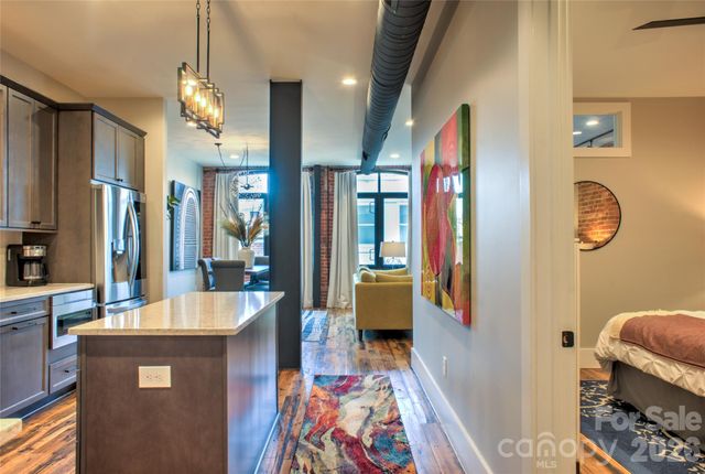 17 N Market Street 202, Asheville, NC 28801