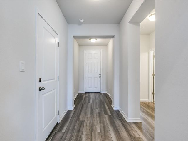 228 W WildSage LN, Liberty Hill, TX 78642
