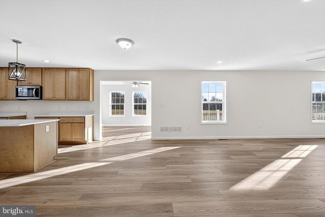 719 W EVENS RD, Viola, DE 19979